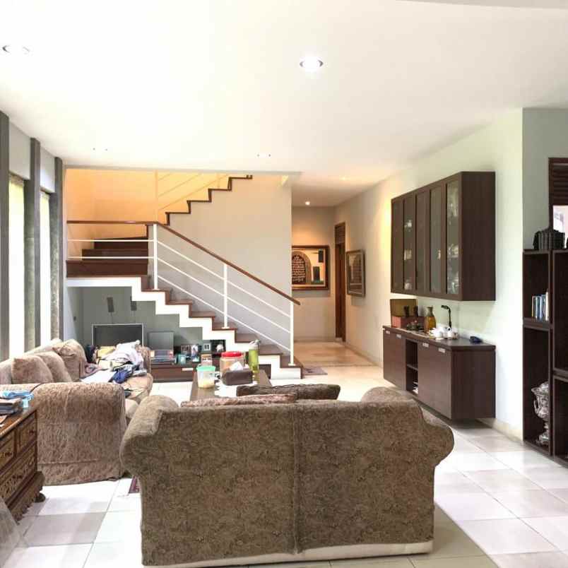 dijual rumah cigadung dago bandung utara