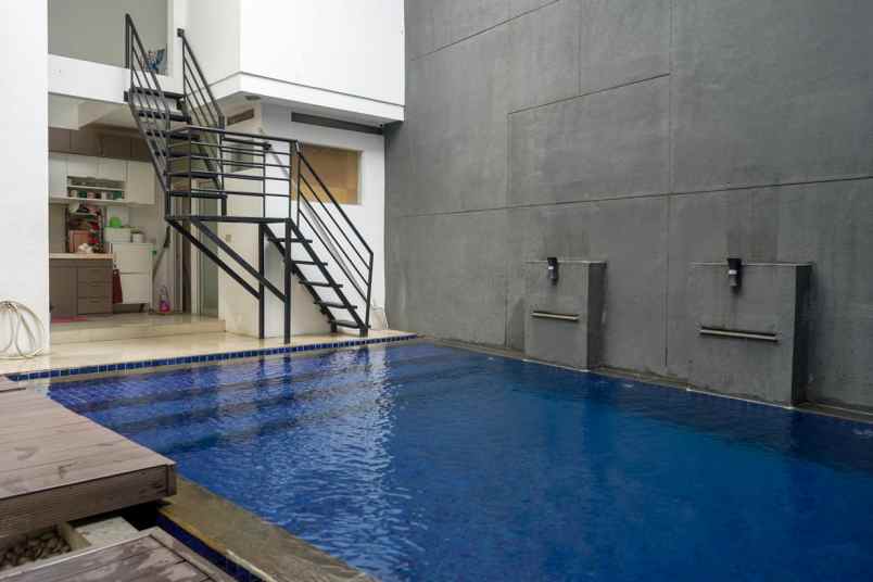 dijual rumah cigadung dago bandung utara