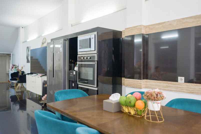 dijual rumah cigadung dago bandung utara