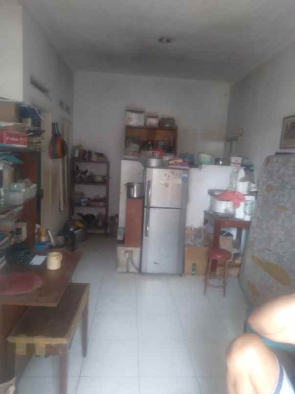 dijual rumah cihanjung