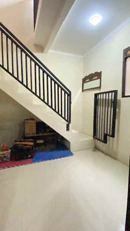 dijual rumah cijambe