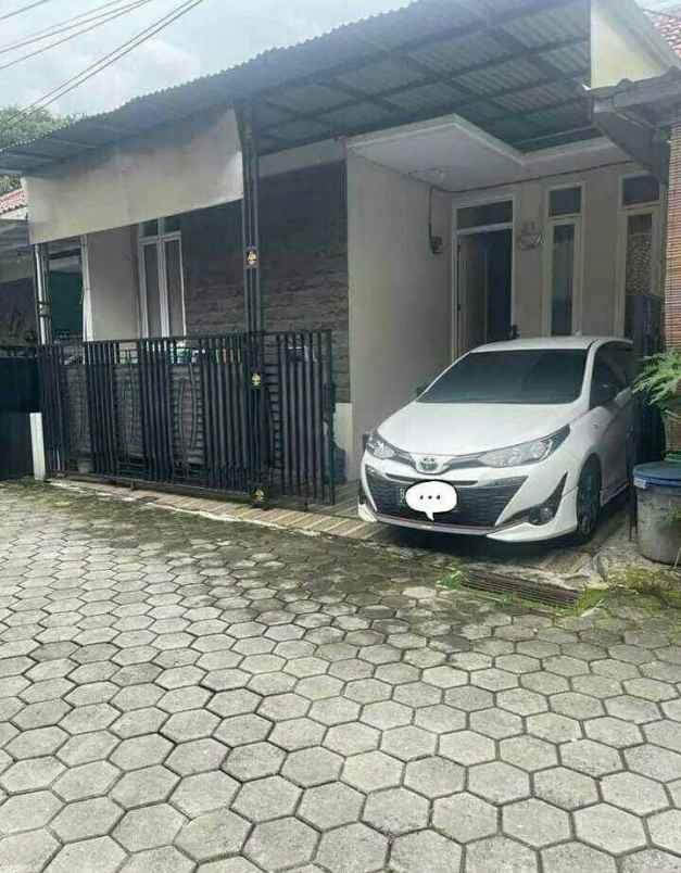 dijual rumah cijantung