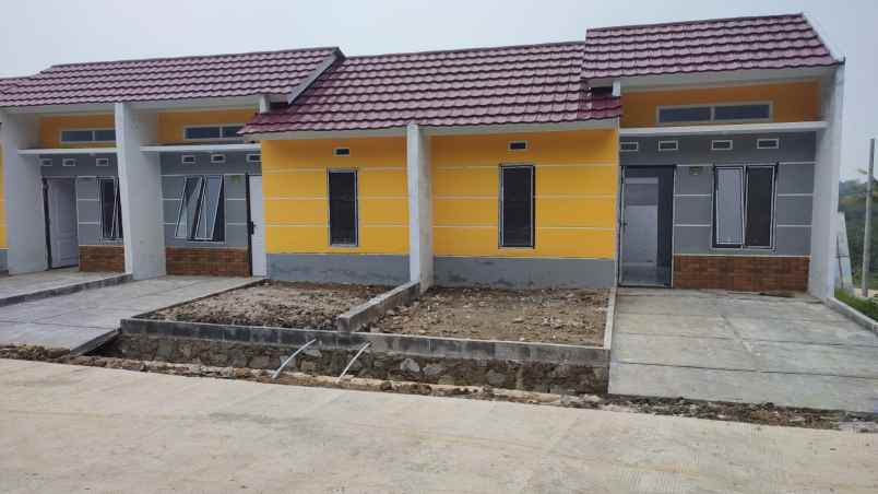 dijual rumah cikao bandung