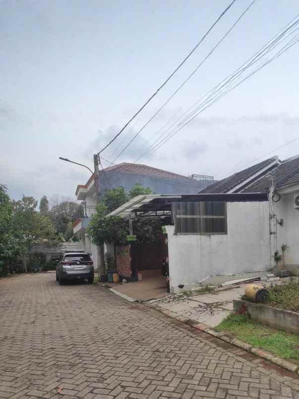 dijual rumah cikaret cibinong bogor