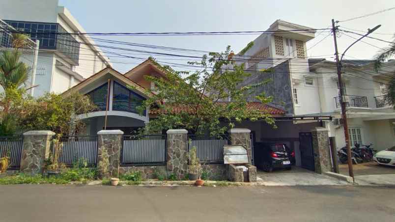 dijual rumah cilandak kebayoran baru