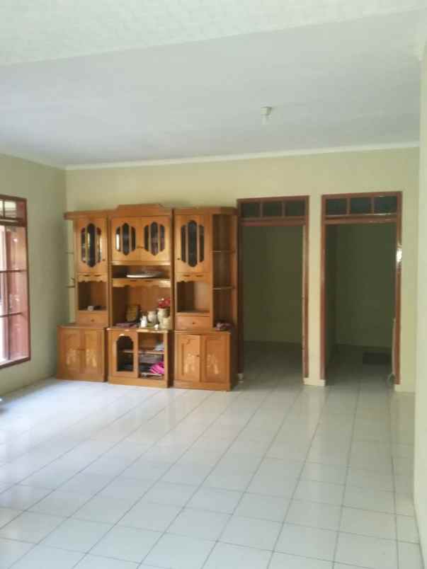 dijual rumah cileunyi