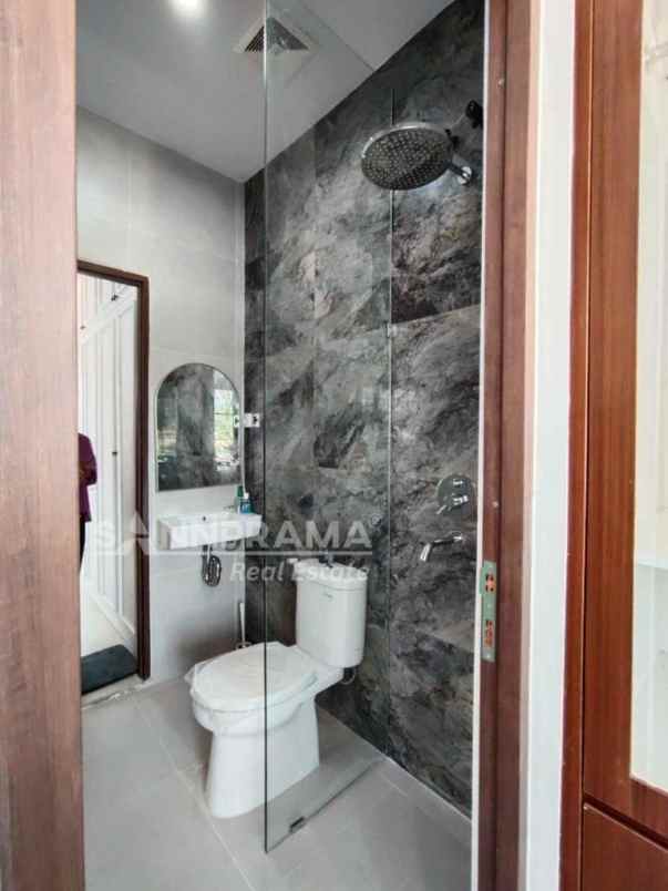 dijual rumah cimpaeun