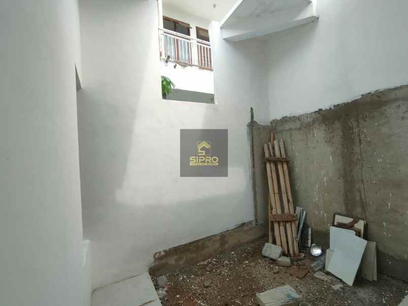 dijual rumah cinangka sawangan depok