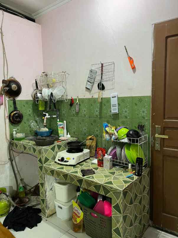 dijual rumah cipageran