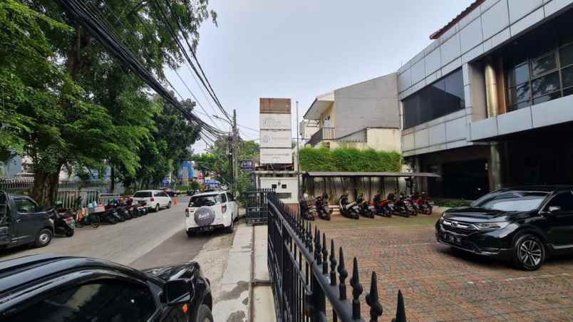 dijual rumah cipaku