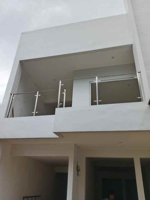 dijual rumah cipedak jagakarsa jakarta