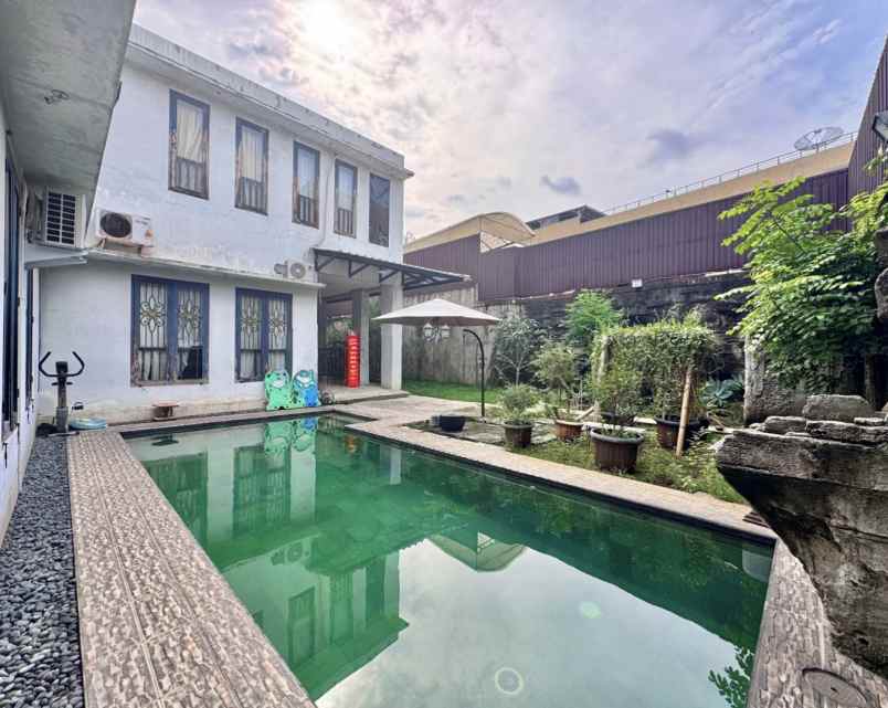 dijual rumah cipete utara kebayoran