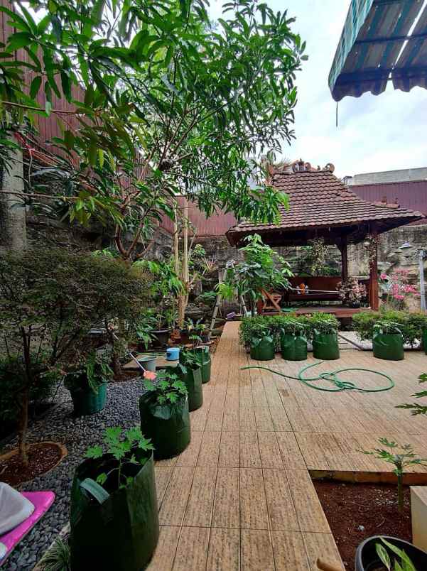 dijual rumah cipete utara kebayoran