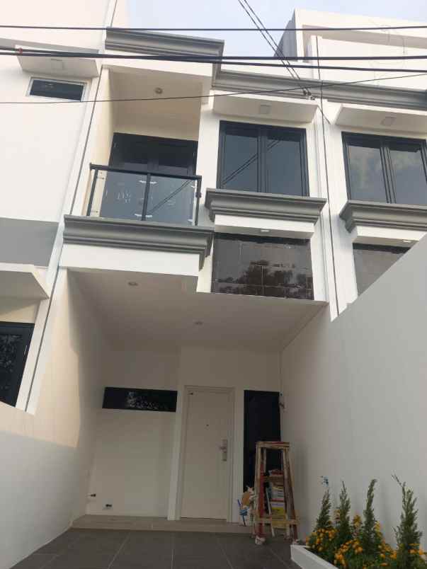 dijual rumah cipinang jakarta timur