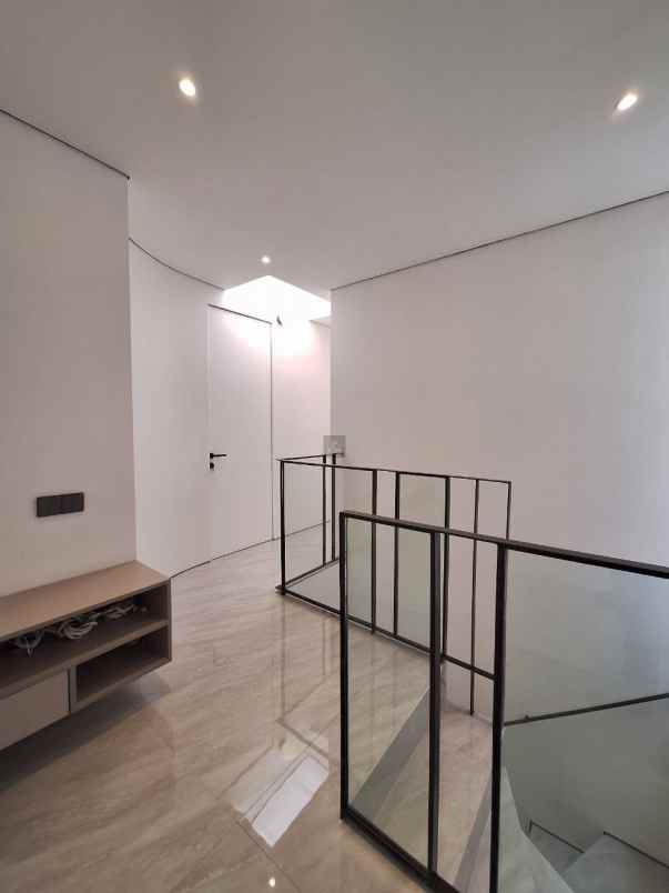 dijual rumah ciputat tangsel