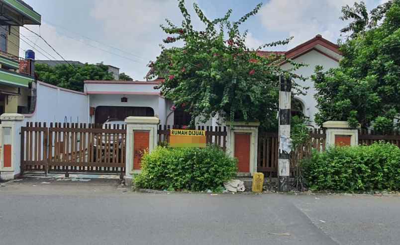 dijual rumah cireundeu kec ciputat