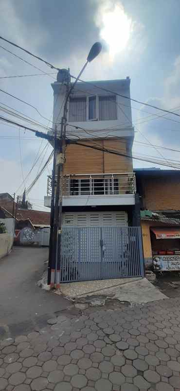 dijual rumah cisitu indah