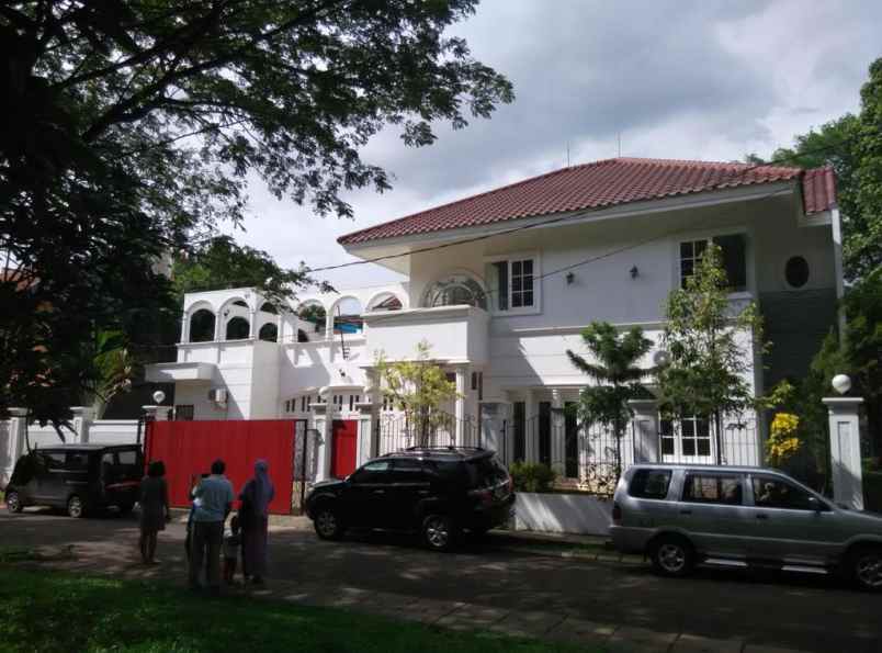 dijual rumah citra gran cibubur