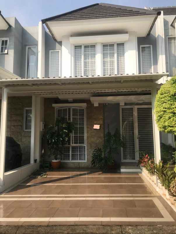 dijual rumah citragran cibubur