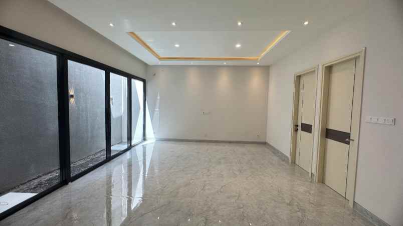 dijual rumah citraland cluster woodland