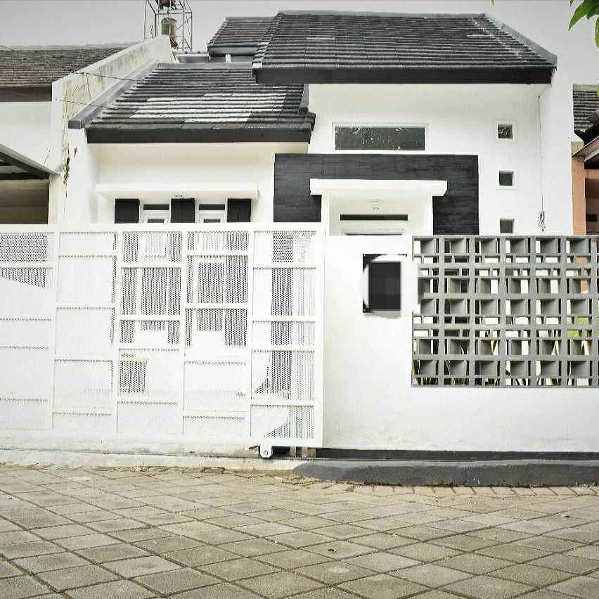 dijual rumah ciwastra