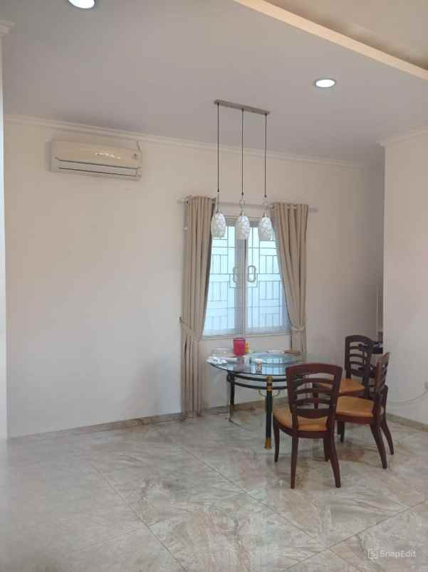 dijual rumah cluster alamanda jgc