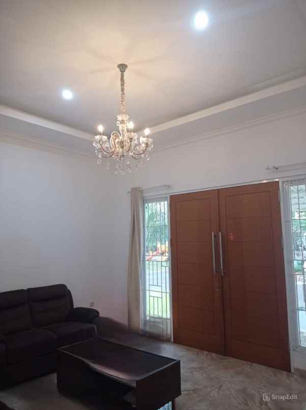 dijual rumah cluster alamanda jgc