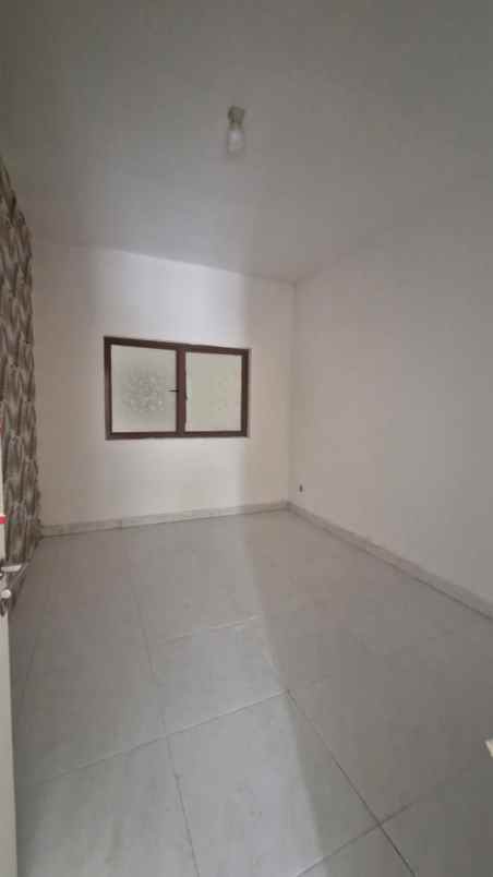 dijual rumah cluster alamanda jgc