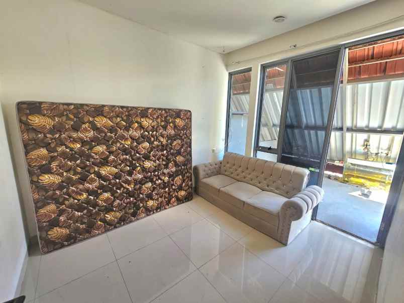 dijual rumah cluster asia tropis