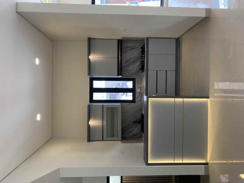 dijual rumah cluster atlanta village