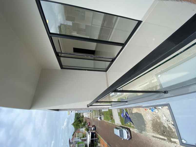 dijual rumah cluster atlanta village