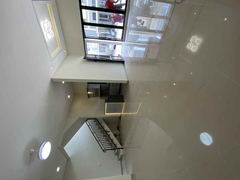 dijual rumah cluster atlanta village