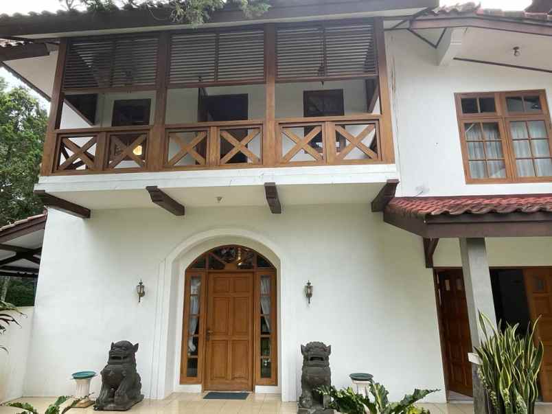 dijual rumah cluster kana