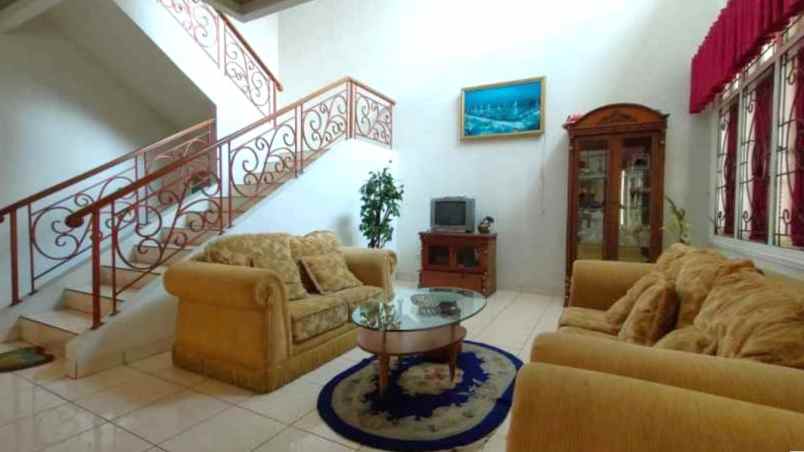 dijual rumah cluster monaco kota wisata