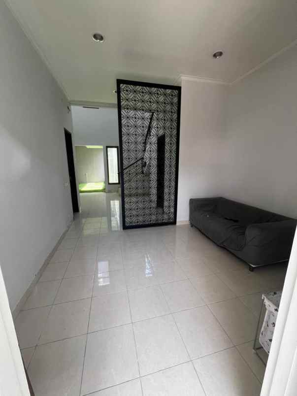 dijual rumah cluster newton scientia