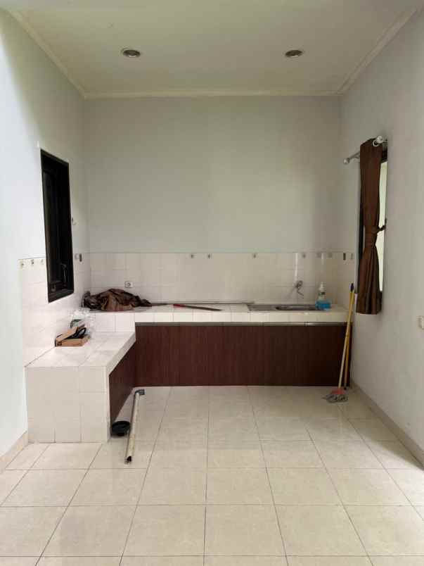 dijual rumah cluster newton scientia