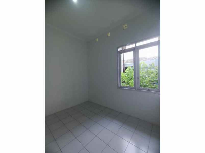 dijual rumah cluster orchid i oi 5 7