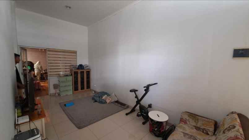 dijual rumah cluster paradise regency