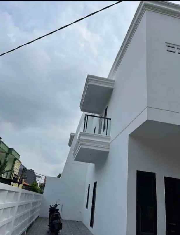 dijual rumah cluster pondok kelapa