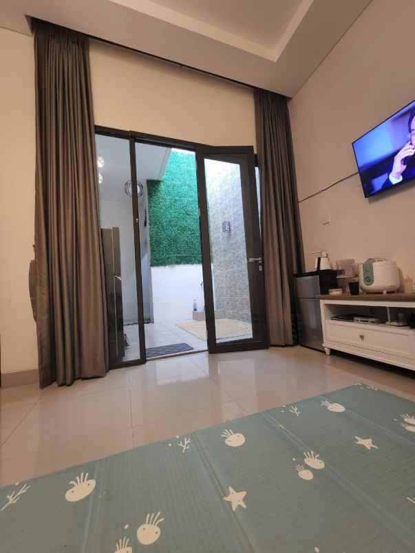 dijual rumah cluster shinano jakarta