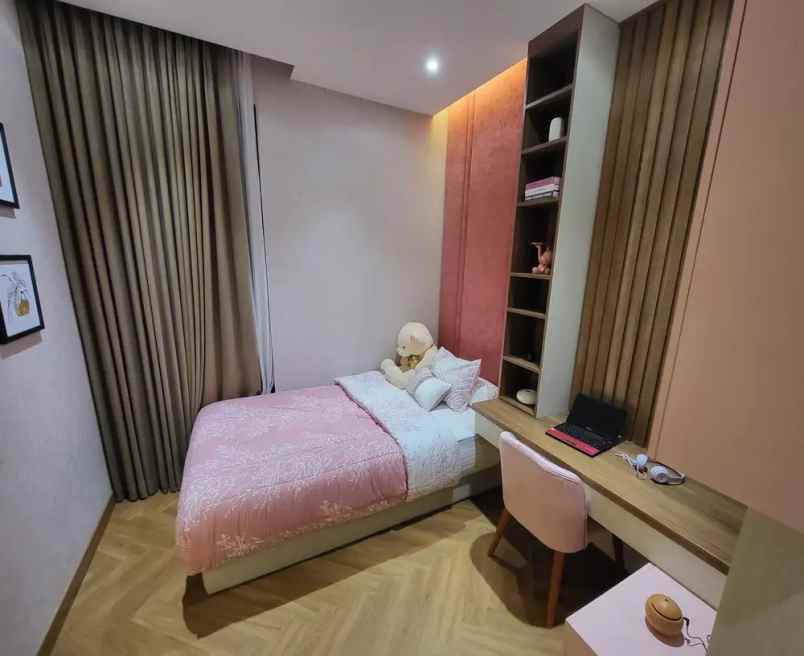 dijual rumah cluster vastu jgc jakarta