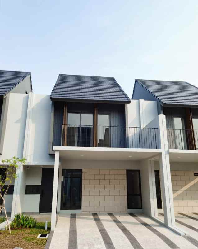 dijual rumah cluster wisteria metland