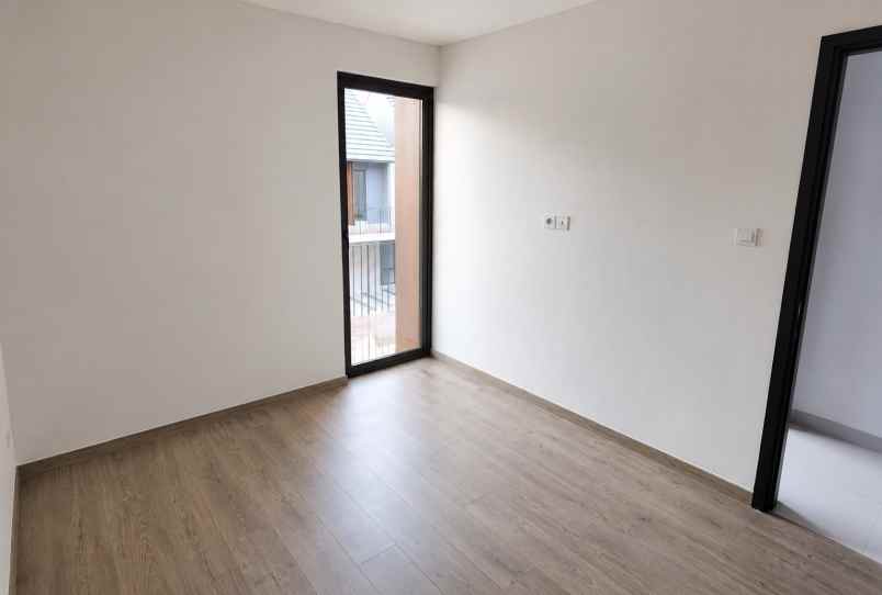 dijual rumah cluster wisteria metland