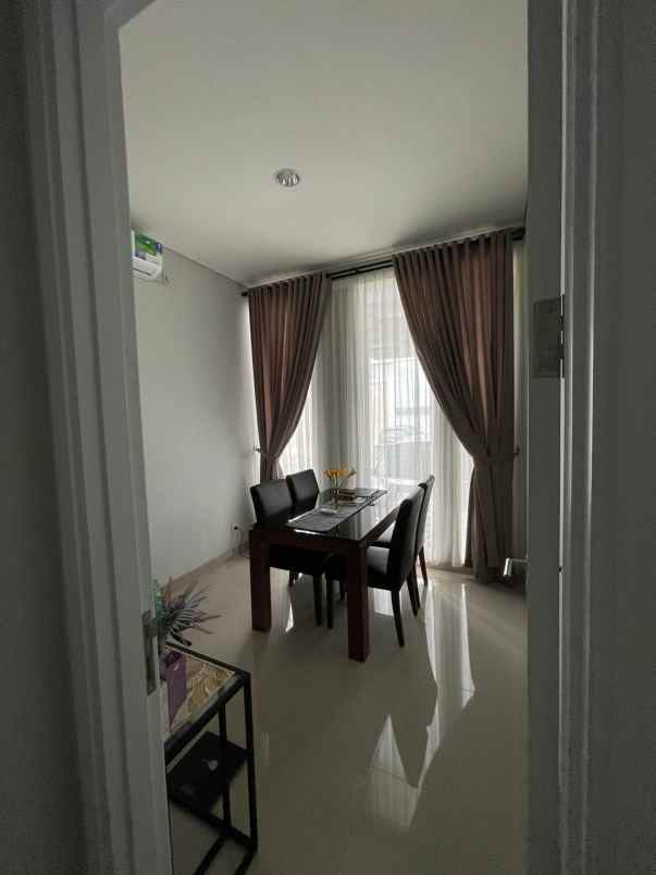 dijual rumah cluster yara