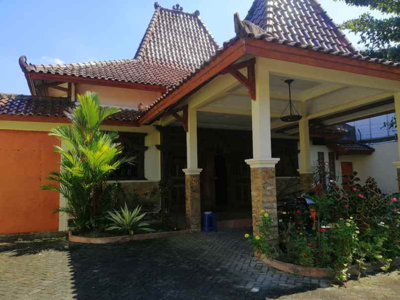 dijual rumah condongcatur depok sleman