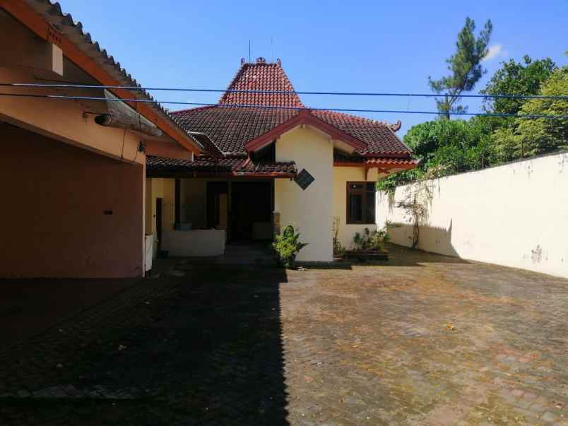 dijual rumah condongcatur depok sleman