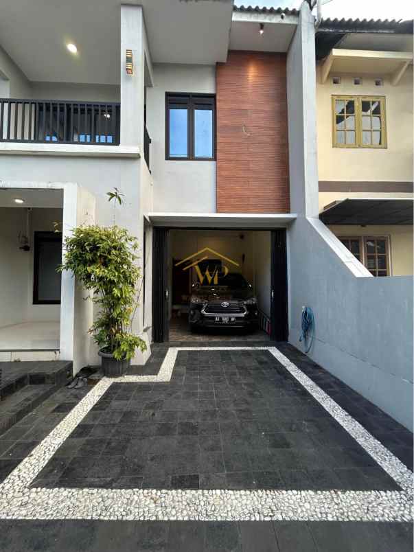 dijual rumah condongcatur depok sleman