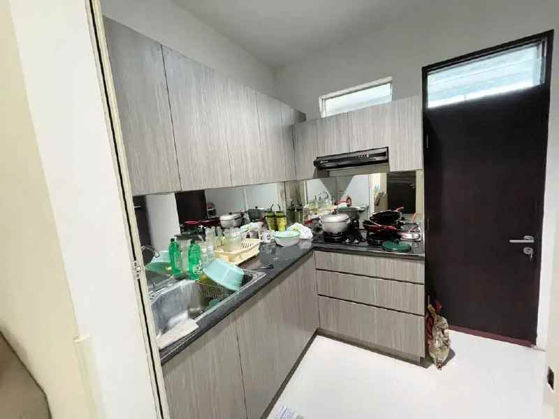 dijual rumah de casa residence lakarsantri surabaya