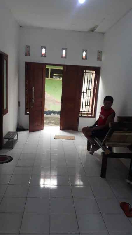 dijual rumah debgan 7 kamar tidur