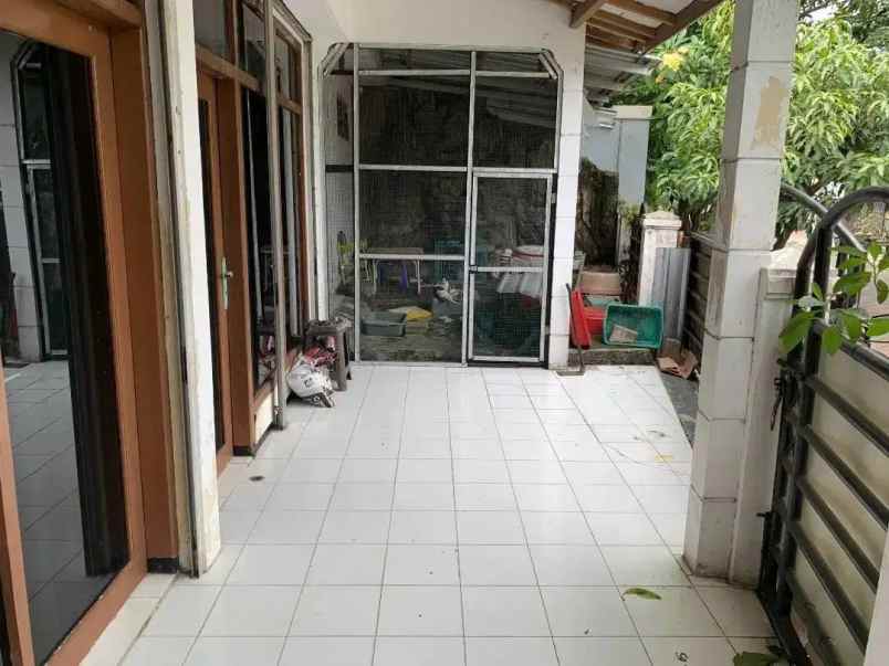 dijual rumah deltasari indah koreksasri